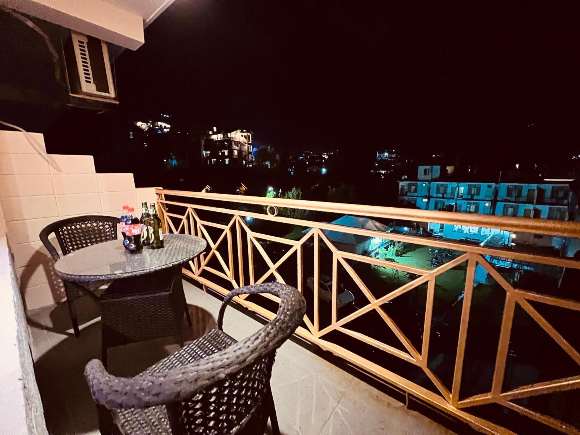 Hill River Resort By West Western Manali  Exterior photo