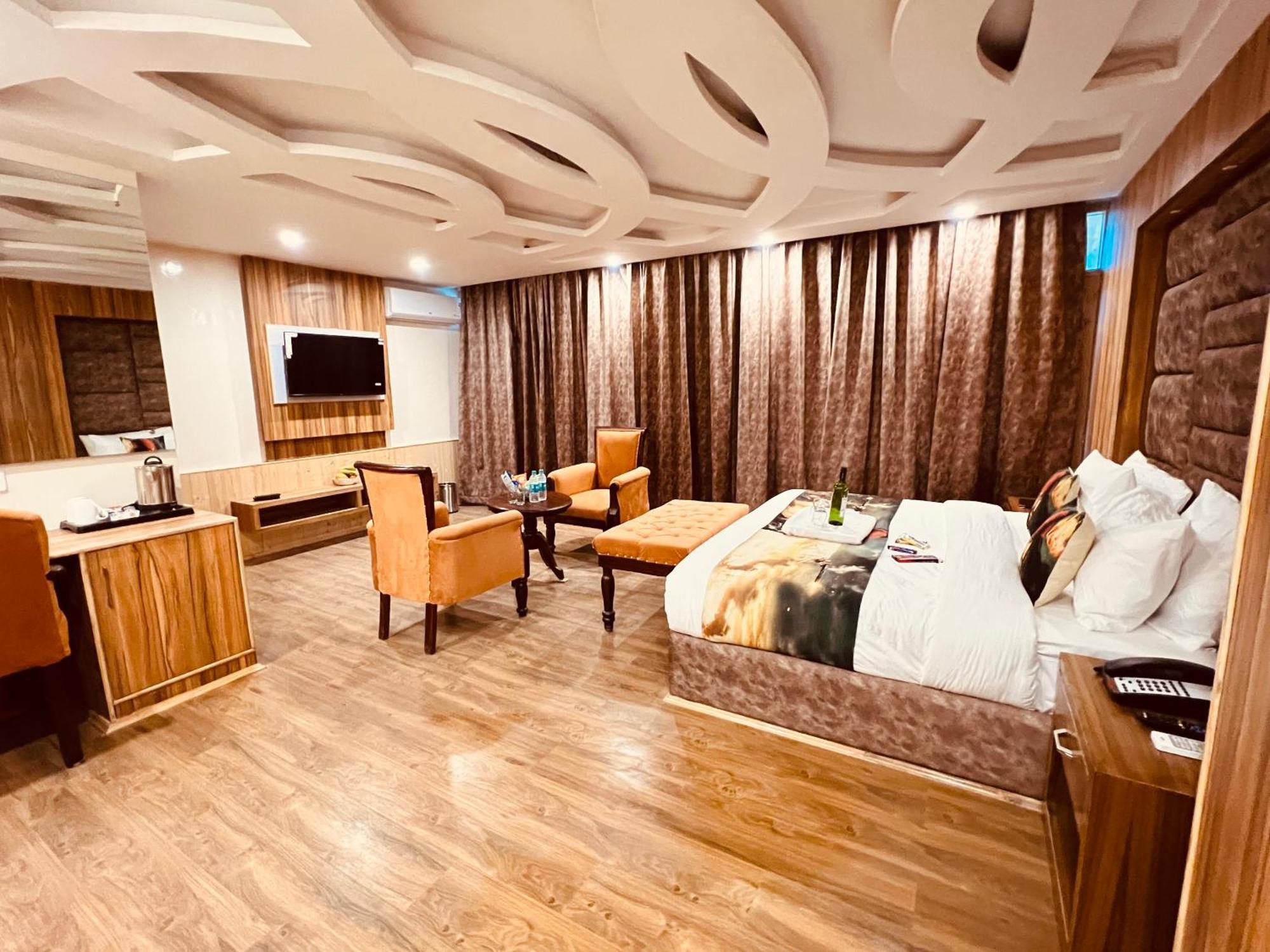 Hill River Resort By West Western Manali  Exterior photo