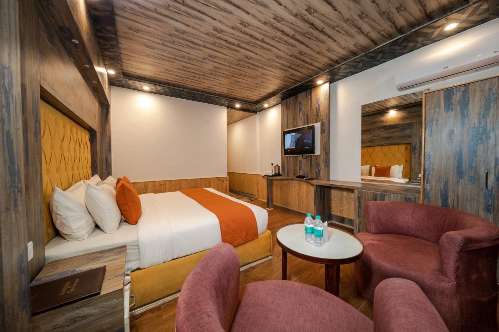 Hill River Resort By West Western Manali  Exterior photo
